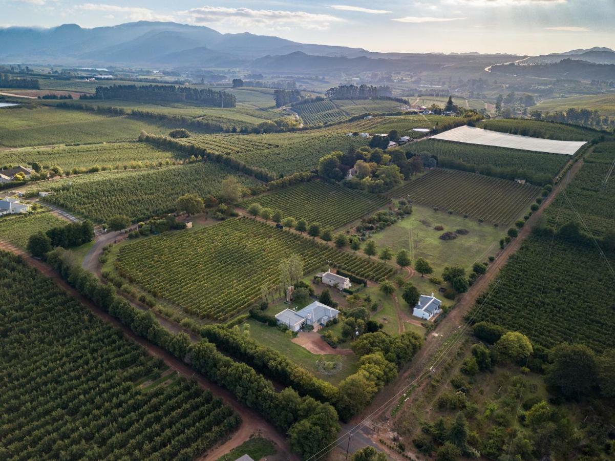 Belfield Wines And Farm Cottages Grabouw Esterno foto